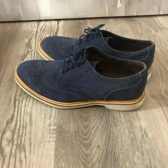 ! Cole Haan American Classics Long Wing shoes 9.5