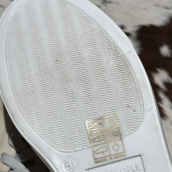 🆕 FREE PEOPLE Scotty Sneaker / Plaster