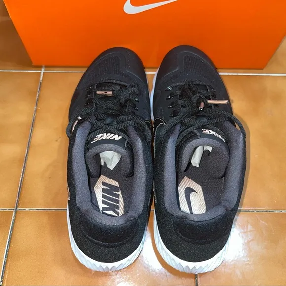 📦 New Women’s Nike Alpha Huarache Elite 2 Turf Softball Shoes BQ4164 002