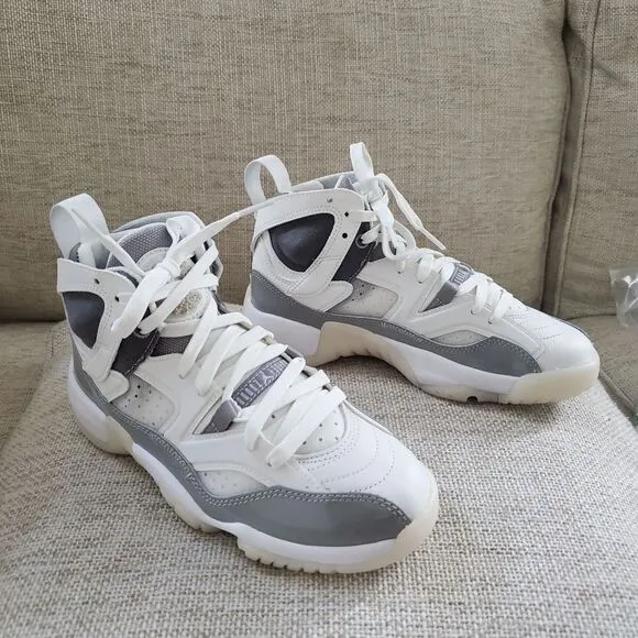✨ NIKE ✨ NEW - Women's Jumpman Two Trey Basketball Sneaker - [Size 5, Gray]