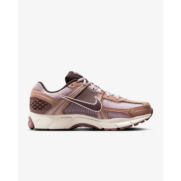 11M/12.5W - [NEW] Men's Nike Zoom Vomero 5 Shoes 'Dusted Clay' HF1553-200