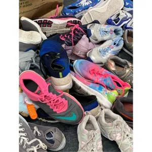 20 Pair Nike Adidas Vans Puma Brooks Gently Used Sneakers Wholesale Mixed Bundle