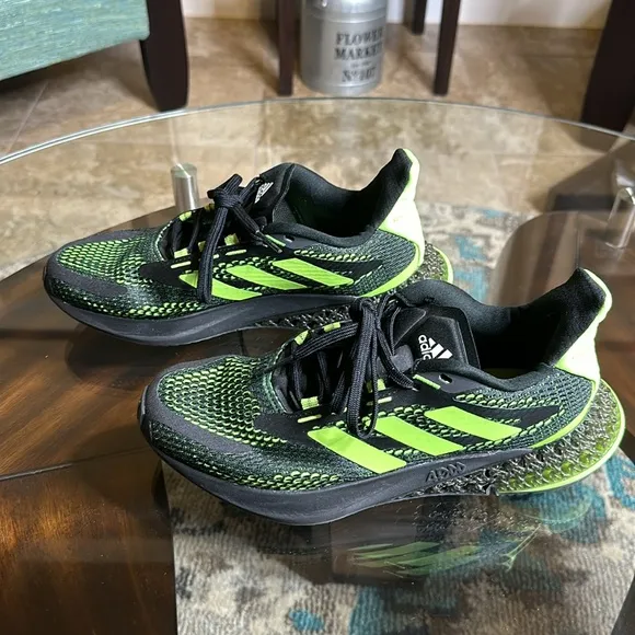 Adidas 4DFWD Pulse Shoes in neon green and black Size 7 men 8.5 women