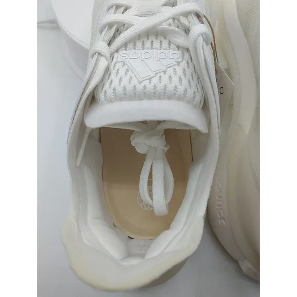Adidas AVRYN HP5972 Cloud White /‎ Zero Metallic / Crystal White - Men’s Size 6
