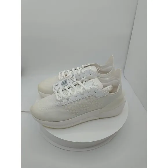 Adidas AVRYN HP5972 Cloud White /‎ Zero Metallic / Crystal White - Men’s Size 6