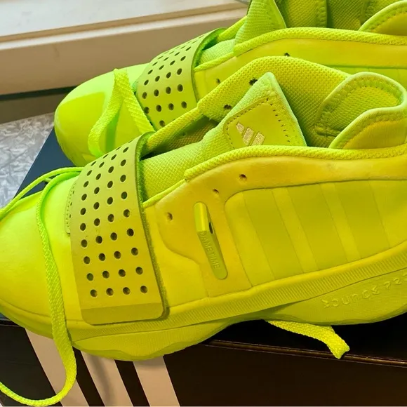 ADIDAS Boys 5.5 DAME 8 EXTPLY J Neon Lime Green Basketball Shoes Damian Lillard