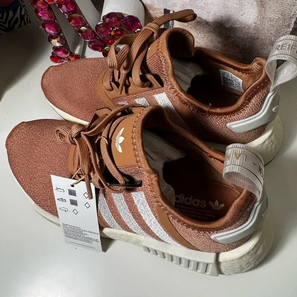 Adidas CLAY STRATA OFF WHITE NIB