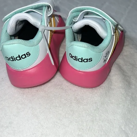 Adidas Disney x Grand Court |”Minnie Mouse “Sneaker