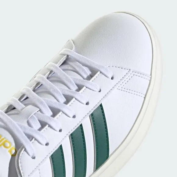 Adidas Grand Court 2.0 NWT white &amp; green men’s 12 shoes