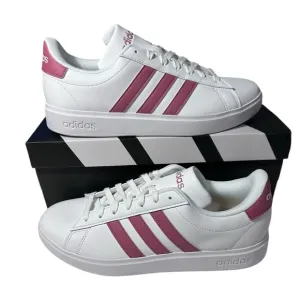 Adidas Grand Court 2.0 NWT women’s white &amp; pink shoes size 9.5