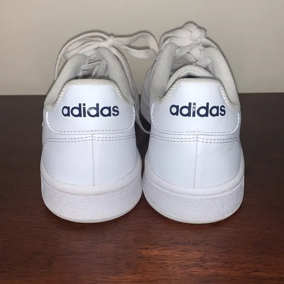 ADIDAS GRAND COURT SIZE 8 ATHLETIC SHOES