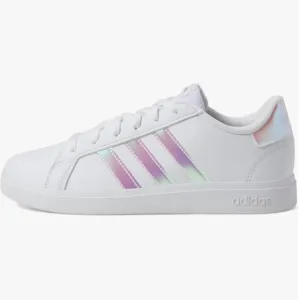 Adidas Kids Grand Court 2.0 Sneaker (Big Kid). Size 2.5- EUC
