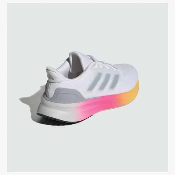 Adidas Kids' Ultrarun Sneaker big Girl size 7 also can fit woman size 8.5