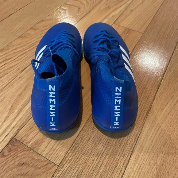 Adidas Nemesis turf soccer shoes like new size 7 men’s/boys