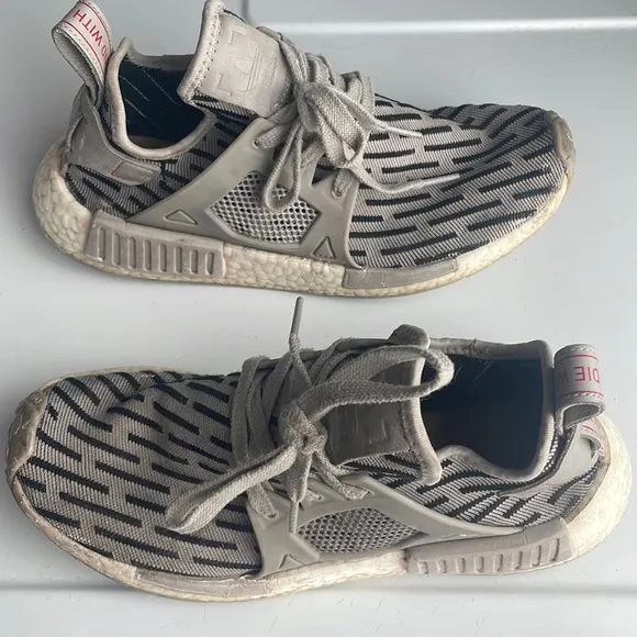 Adidas NMD XR1 Zebra Running shoes the brand with a three stripes size 8 1/2 8.5