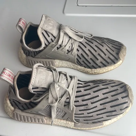 Adidas NMD XR1 Zebra Running shoes the brand with a three stripes size 8 1/2 8.5