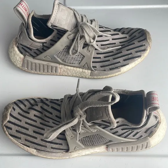 Adidas NMD XR1 Zebra Running shoes the brand with a three stripes size 8 1/2 8.5