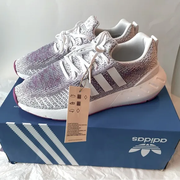 Adidas Originals Swift Run 22 Shoes