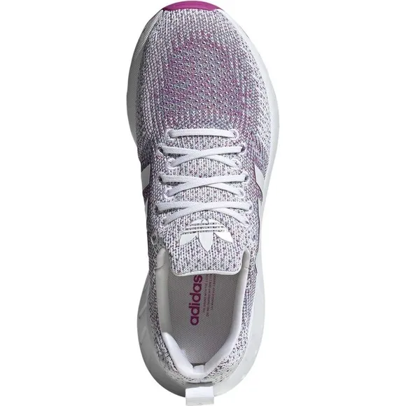 Adidas Originals Swift Run 22 Shoes