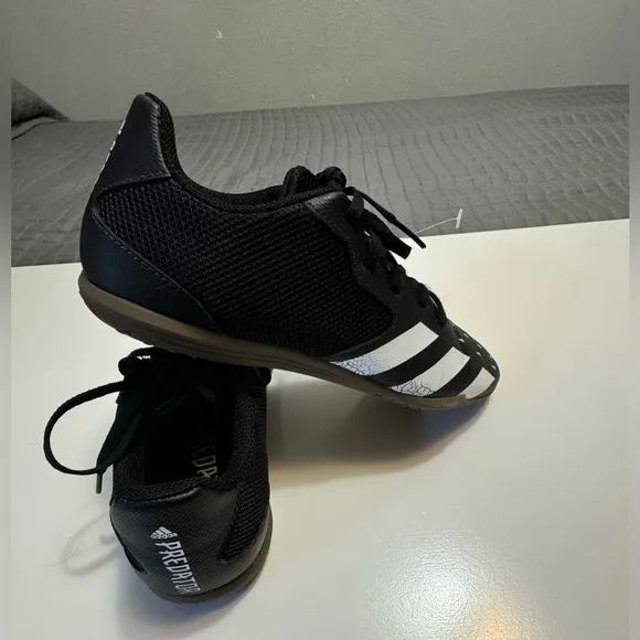 ADIDAS Predator Freak.4