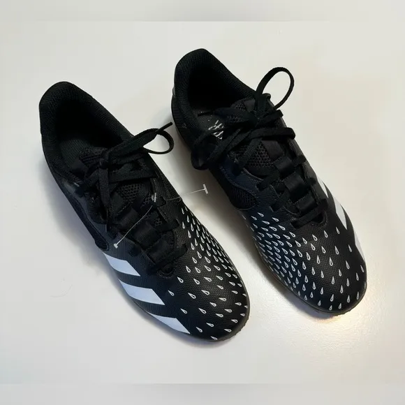 ADIDAS Predator Freak.4