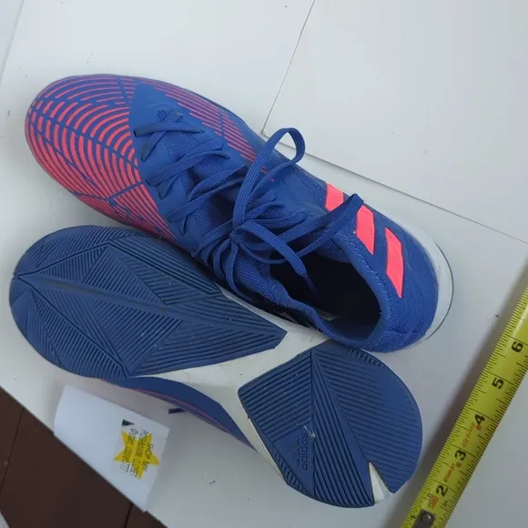 Adidas Predator men's 9.5 sneakers blue white laces