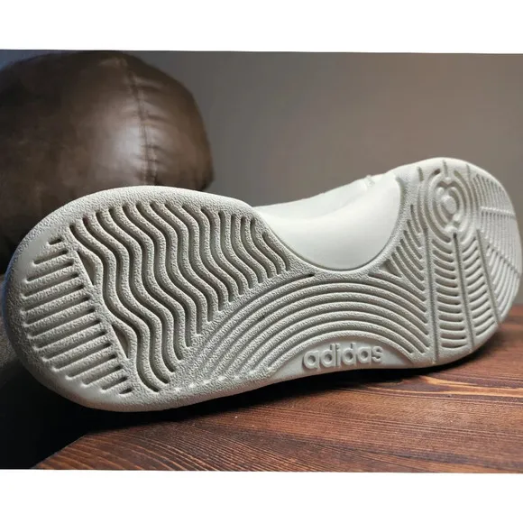 Adidas Slam Court Sneakers Size 6 1/2
