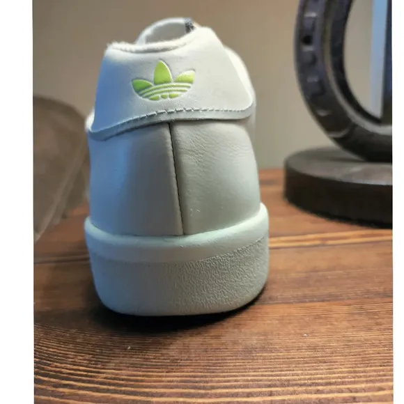 Adidas Slam Court Sneakers Size 6 1/2