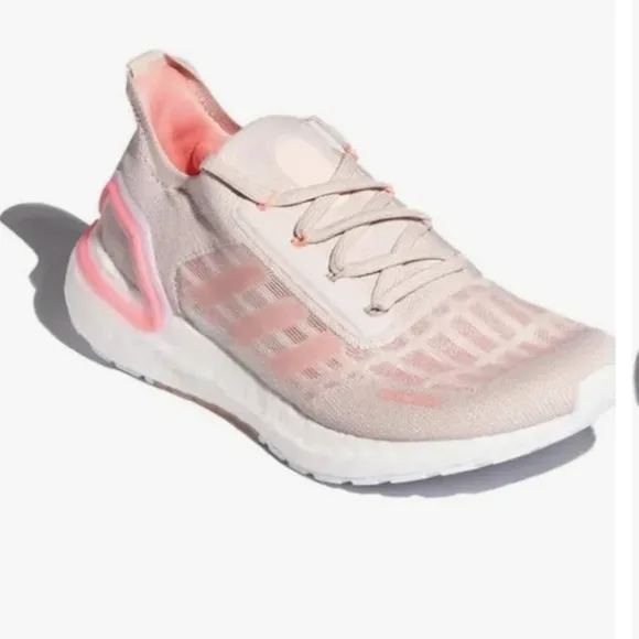 ADIDAS UltraBoost Summer.RDY 'Echo Pink'. Size 8