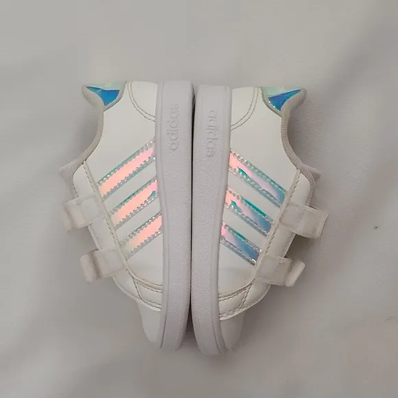 ADIDAS White &amp; Iridescent Grand Court toddler shoes Sneakers Size 6K