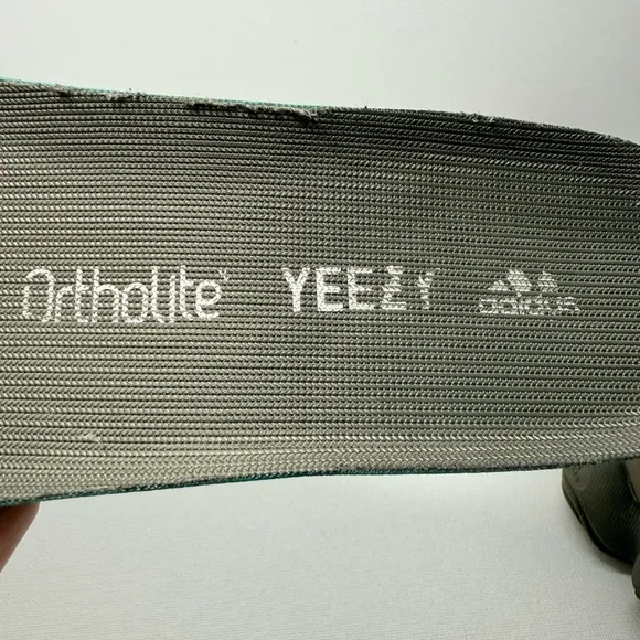 ADIDAS YEEZY ORTHOLITE MARRÓN COLOR