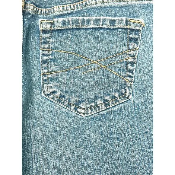 Aeropostale Chelsea Bootcut Blue Denim Jeans Size Seven Eight Short Court