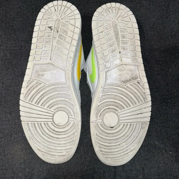 Air Jordan 1 Low White Multi-Color Swoosh Men’s Size 13