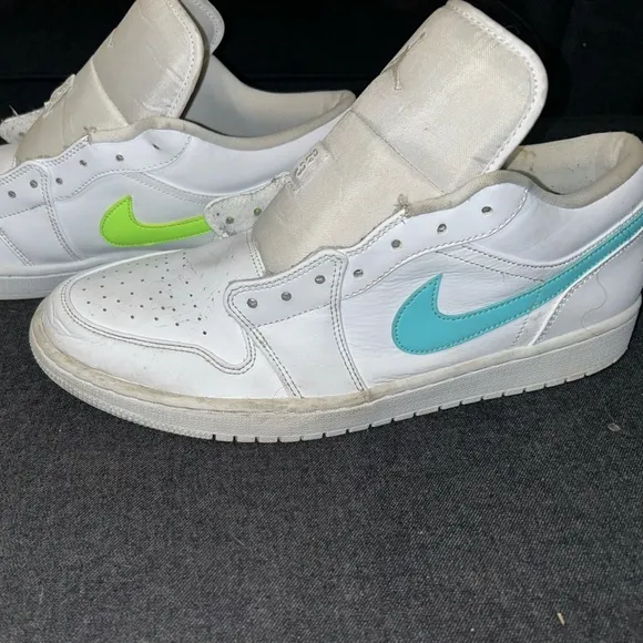 Air Jordan 1 Low White Multi-Color Swoosh Men’s Size 13