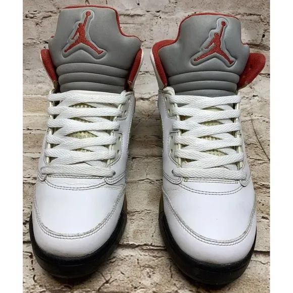AIR JORDAN BOY'S  5 RETRO (GS)  SHOES  2012 440888 100  FIRE RED WHITE  SIZE 6Y