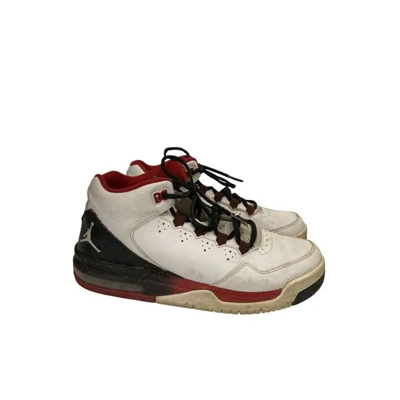 Air Jordan Flight 705160 youth size  6Y white red Basketball sneakers Shoes