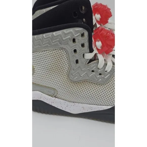 Air Jordan Spike Forty PE 2015 Gray Fire Red 807541-101 Size 8