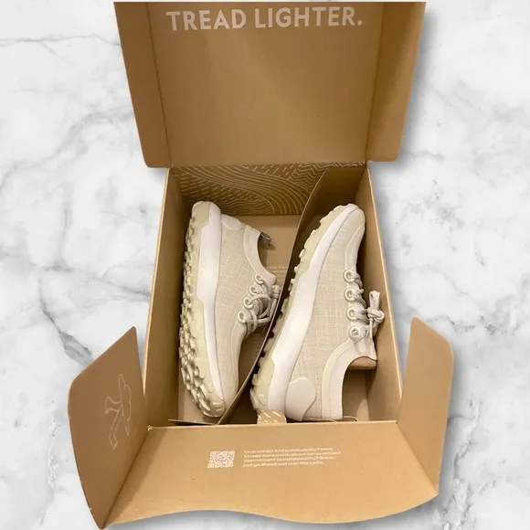 Allbirds Men’s Trail Runners SWT in Natural White/Creme Size 8.5 NEW IN BOX