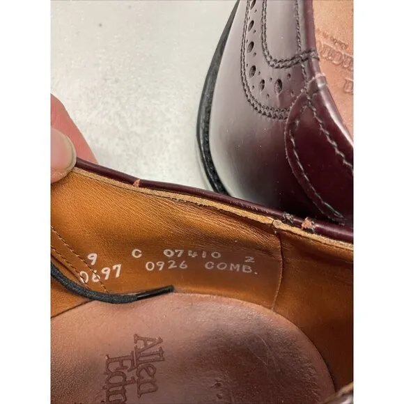 Allen Edmonds Lloyd mens 9 C burgundy leather wingtip dress shoes oxford USA