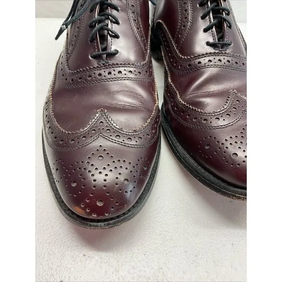 Allen Edmonds Lloyd mens 9 C burgundy leather wingtip dress shoes oxford USA