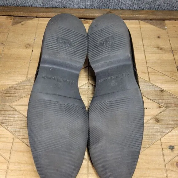 Allen Edmonds MSP Split Toe Blucher Road Warrior Shoes / Black Leather / 12 D