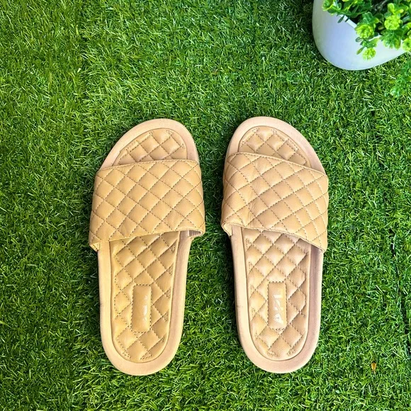 APL Lusso Quilted Slide clay Sandals womens 5 Rose Dust