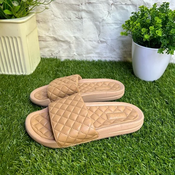APL Lusso Quilted Slide clay Sandals womens 5 Rose Dust