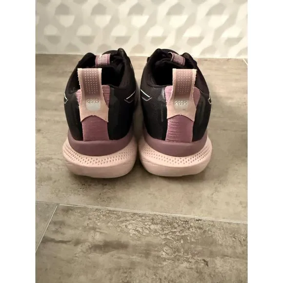 Asics Glideride Max Running Black/Pale Pink Shoes Women’s Size 7
