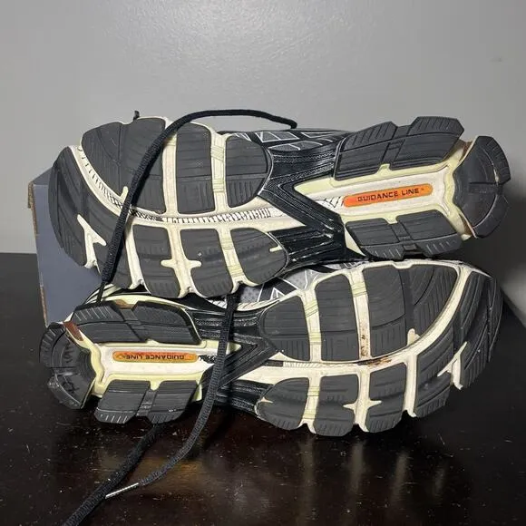 Asics Shoes Mens Gel-Kinsei 5 Size 11.5 Gray Black Red Road Running T3E4Y