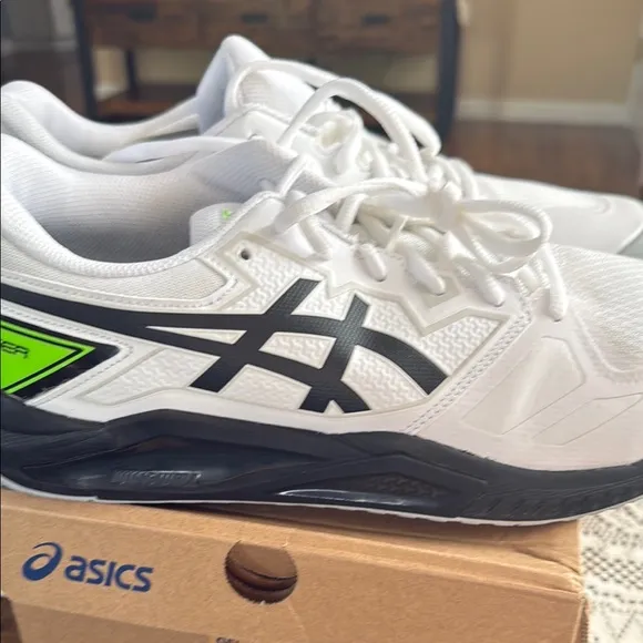 Asics White and Green Athletic Shoes with Modern Design