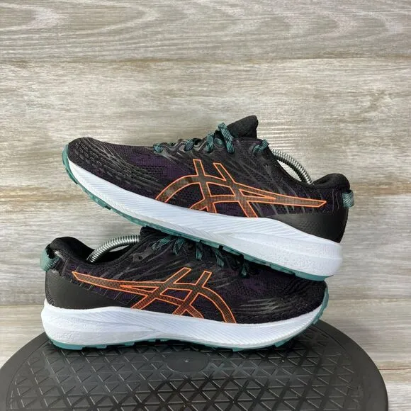 Asics Woman's FUJI LITE 3 Trail Running Shoes Size 7