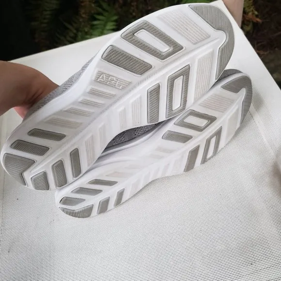 Athletic Propulsion Labs (APL) Techloom Pro Sneakers