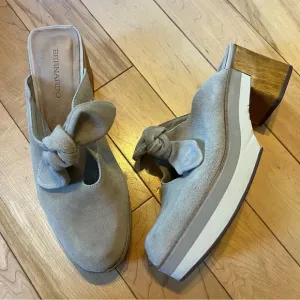 Bernardo Sadie Suede Platform Leather Mules size nine (9)