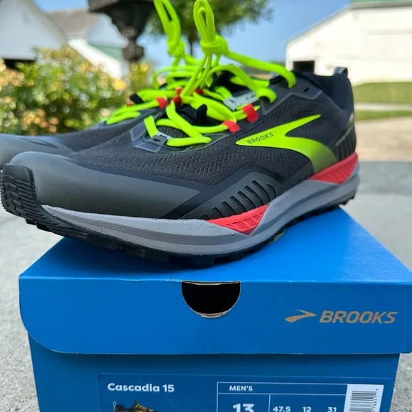 Brooks Cascadia 15 Hiking Trail Shoes Size 13 D BRAND NEW!
